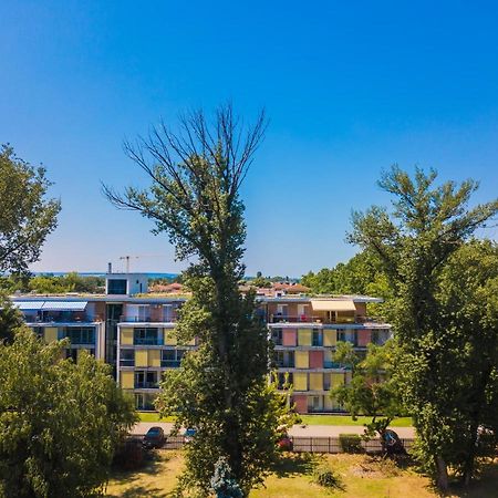 Mf Villa Azur Wellness Apartment Шиофок Экстерьер фото