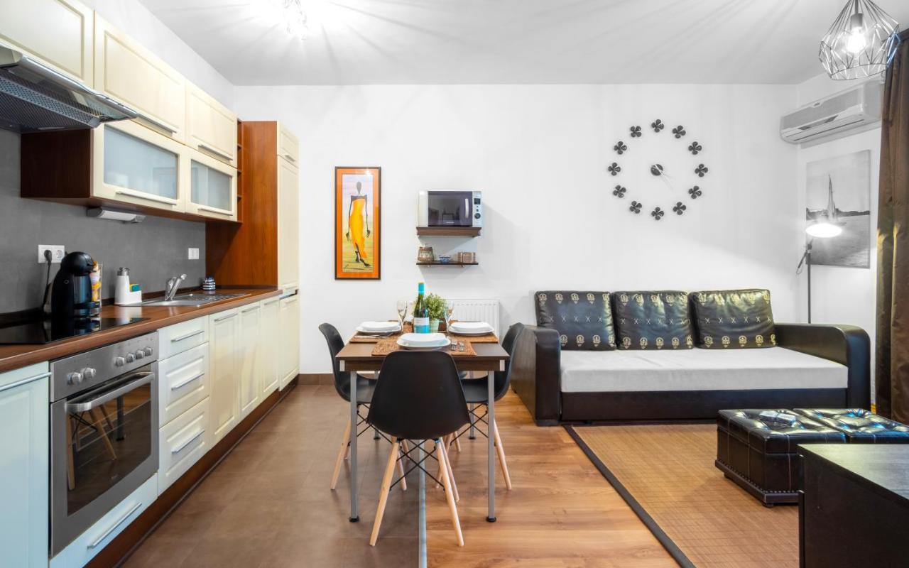 Mf Villa Azur Wellness Apartment Шиофок Экстерьер фото