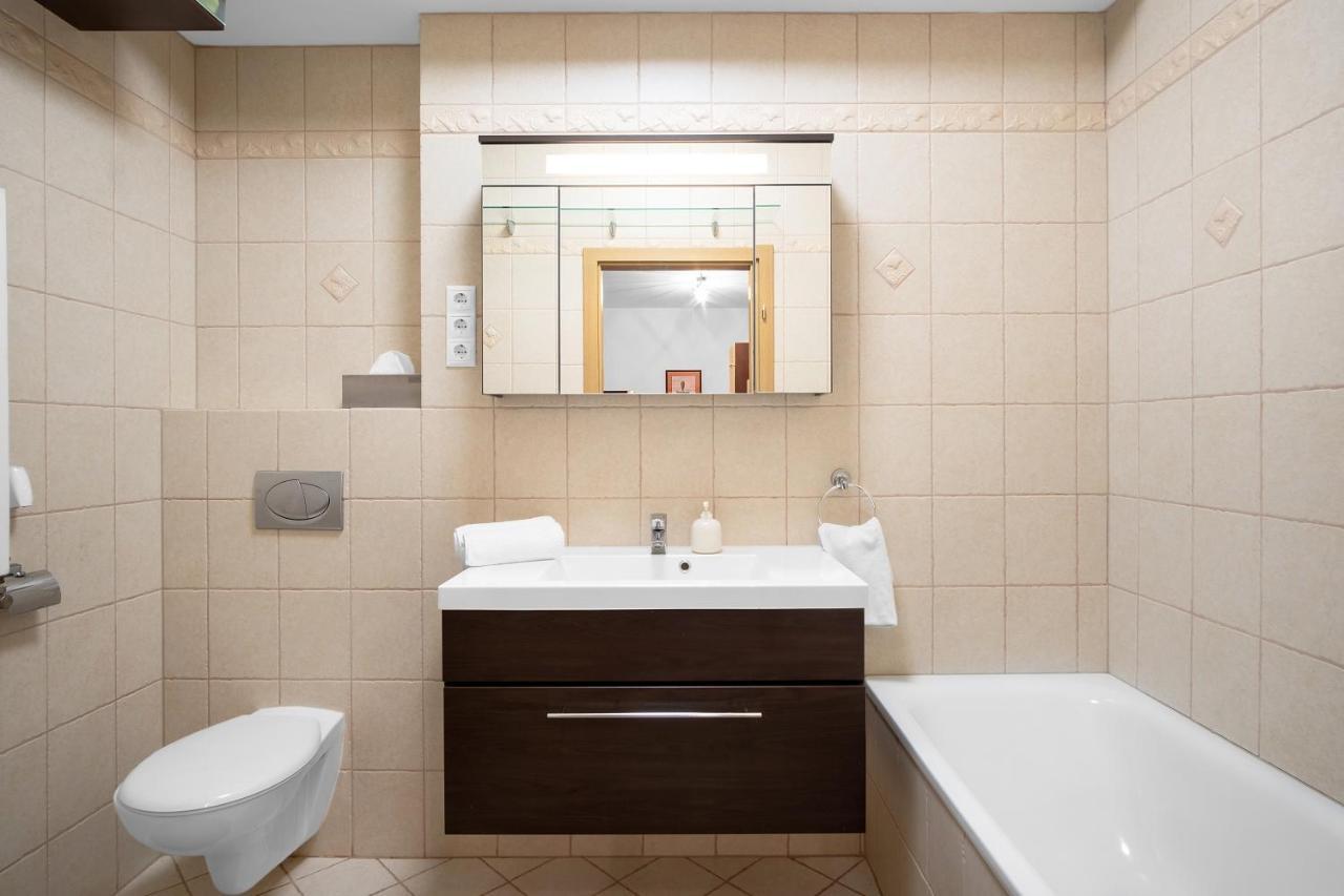 Mf Villa Azur Wellness Apartment Шиофок Экстерьер фото
