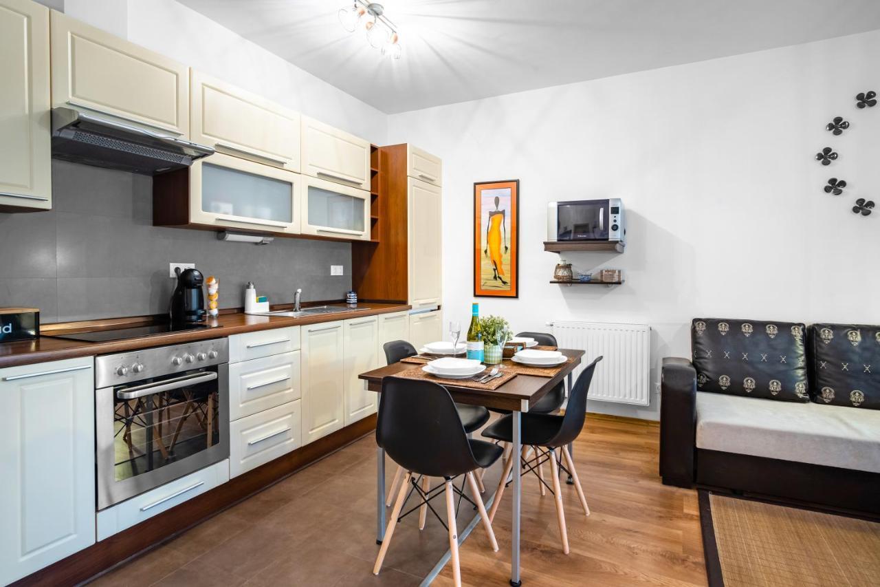 Mf Villa Azur Wellness Apartment Шиофок Экстерьер фото