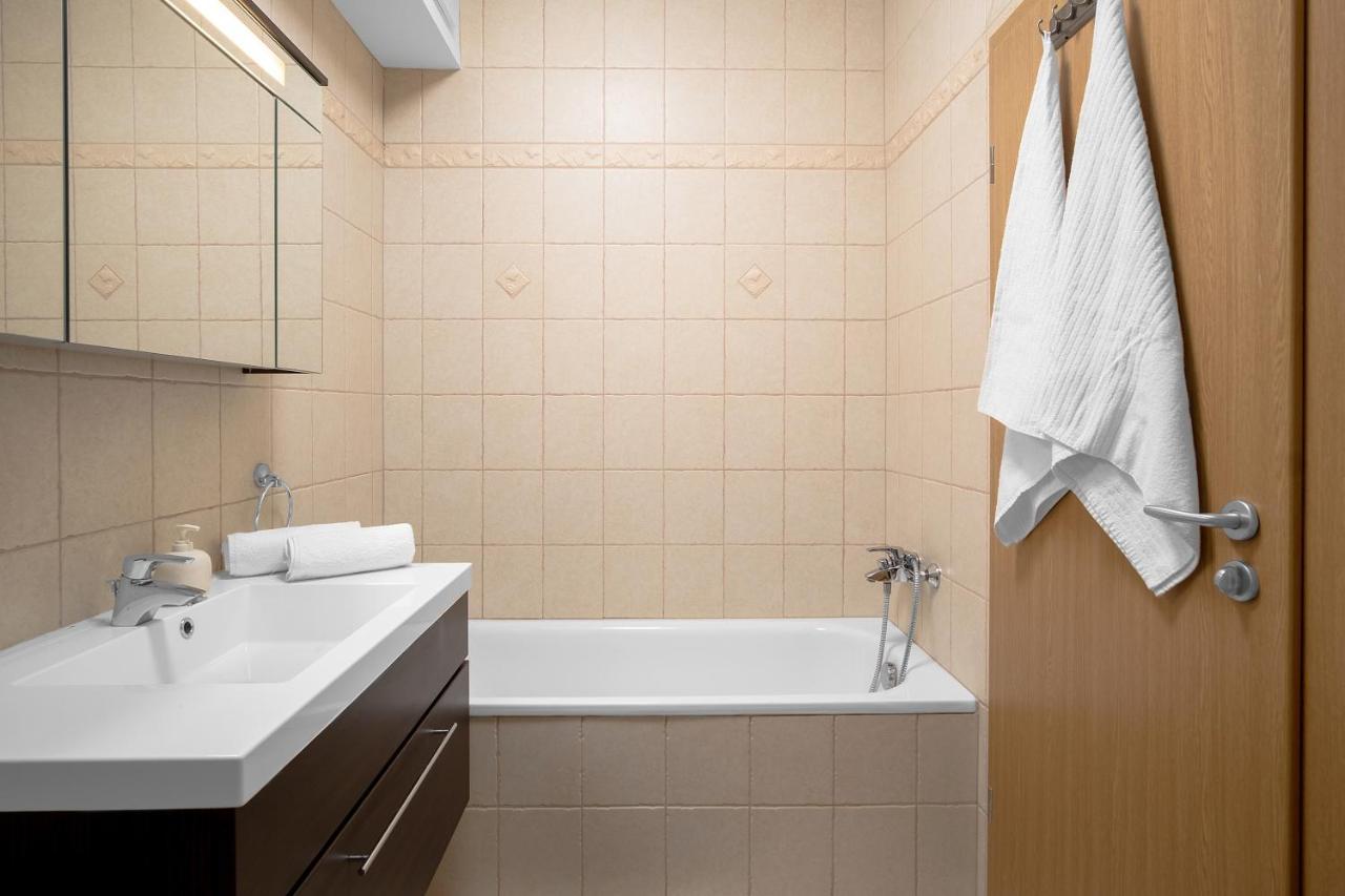 Mf Villa Azur Wellness Apartment Шиофок Экстерьер фото