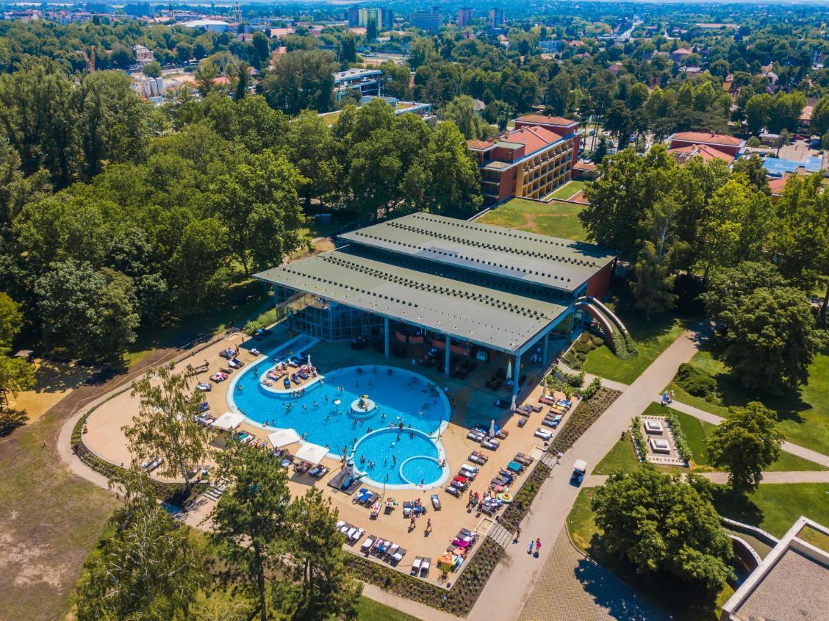 Mf Villa Azur Wellness Apartment Шиофок Экстерьер фото