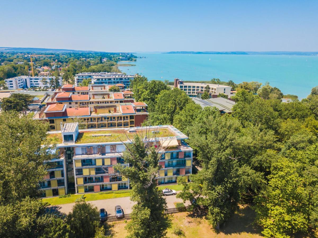 Mf Villa Azur Wellness Apartment Шиофок Экстерьер фото